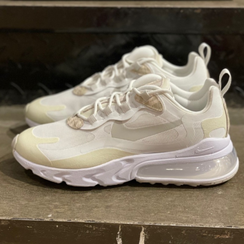 Nike Air Max 270 SE React Ligh - Nike Shoes Air Max 270 recensione e prezzo