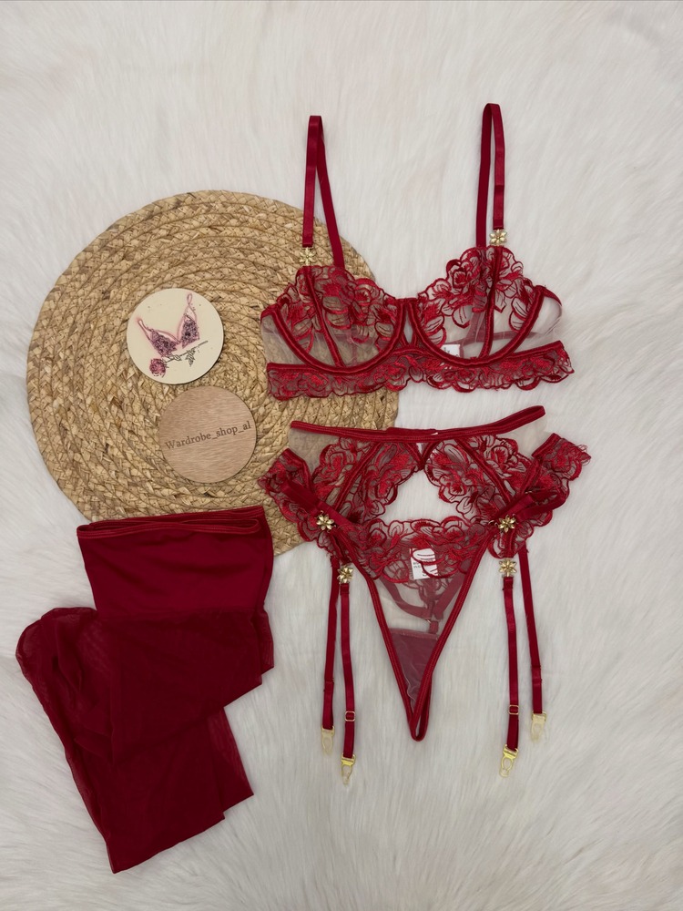 Set di Lingerie in Pizzo Borde - Lace Bralette Set recensione e prezzo